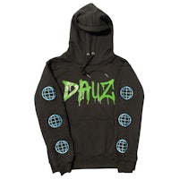 a black hoodie with the word daz on it